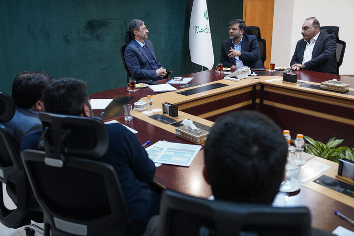 دیدار محمد سرگزی و فرهاد شهرکی نمایندگان مردم زابل، زهک، هیرمند، نیمروز و هامون در مجلس شورای اسلامی با رئیس ستاد اجرایی فرمان امام 