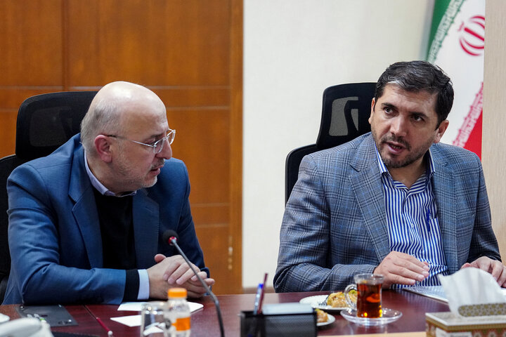 دیدار اعضای هیأت امنا و مدیرعامل خیریه کهریزک با رئیس ستاد اجرایی فرمان امام