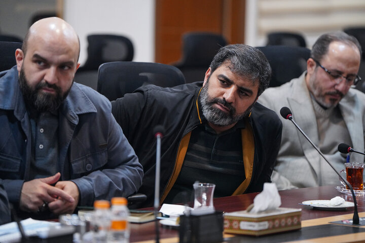 دیدار اعضای هیأت امنا و مدیرعامل خیریه کهریزک با رئیس ستاد اجرایی فرمان امام