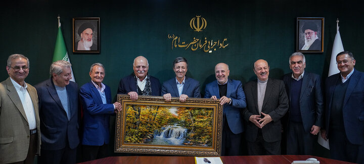 دیدار اعضای هیأت امنا و مدیرعامل خیریه کهریزک با رئیس ستاد اجرایی فرمان امام