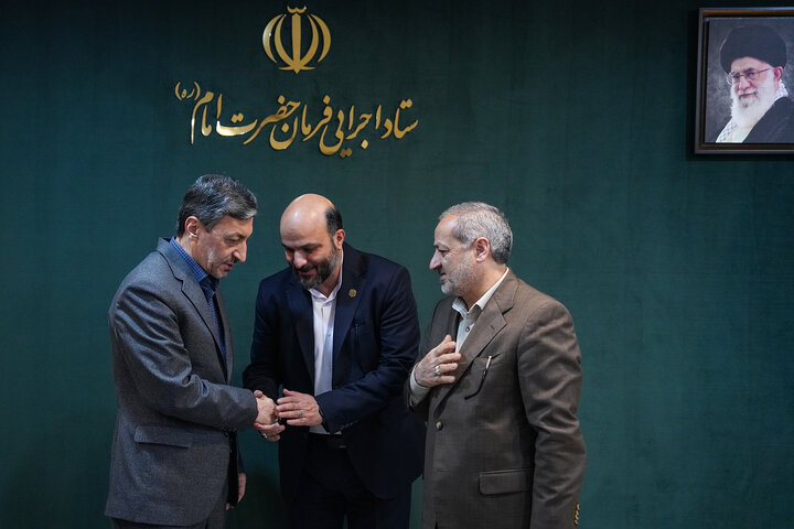 دیدار وزیر آموزش و پرورش با رئیس ستاد اجرایی فرمان امام