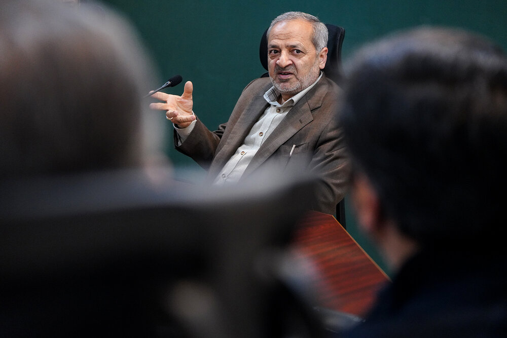 دیدار وزیر آموزش و پرورش با رئیس ستاد اجرایی فرمان امام