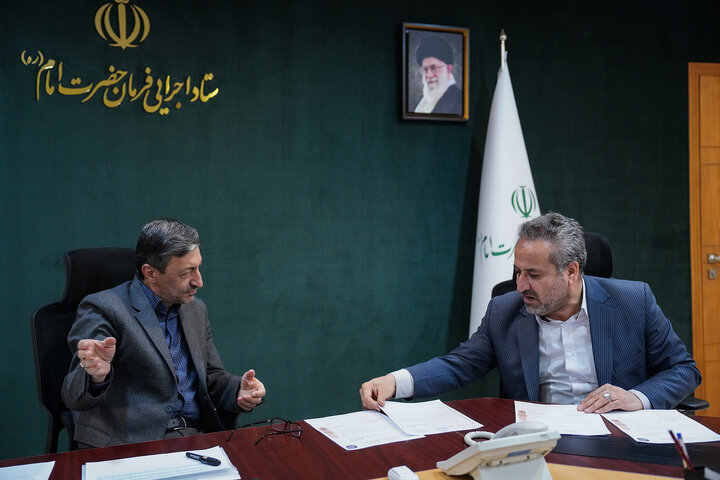 بهروز محبی نجم‌آبادی نماینده مردم سبزوار و جغتای و جوین در مجلس شورای اسلامی با رئیس ستاد اجرایی فرمان امام