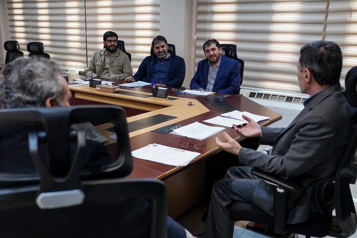 دیدار تعدادی از نمایندگان مجلس با رئیس ستاد اجرایی فرمان امام