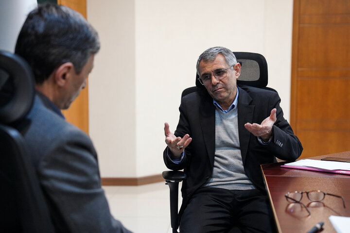 دیدار صدیف بدری نماینده مردم اردبیل، نمین، نیر و سرعین در مجلس شورای اسلامی با رئیس ستاد اجرایی فرمان امام