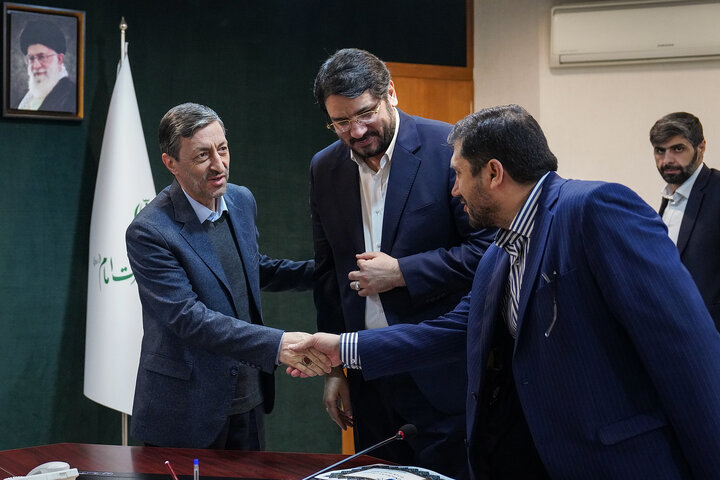 جلسه بررسی عملکرد سالانه سازمان اموال و‌ املاک ستاد اجرایی فرمان امام
