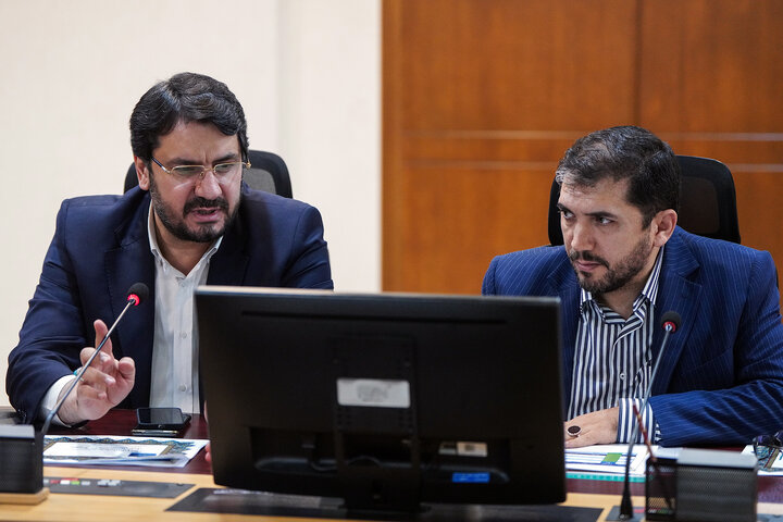 جلسه بررسی عملکرد سالانه سازمان اموال و‌ املاک ستاد اجرایی فرمان امام
