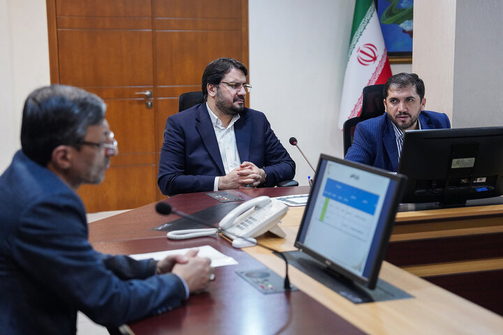 جلسه بررسی عملکرد سالانه سازمان اموال و‌ املاک ستاد اجرایی فرمان امام
