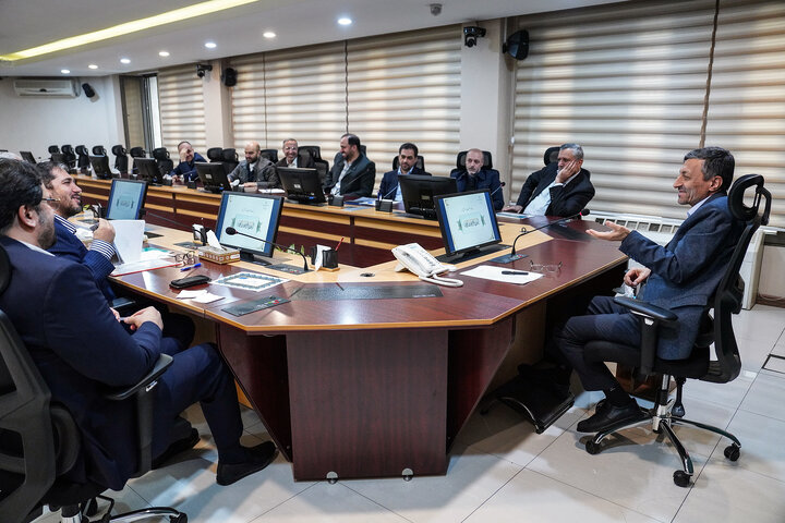 جلسه بررسی عملکرد سالانه سازمان اموال و‌ املاک ستاد اجرایی فرمان امام
