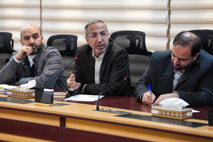 جلسه بررسی عملکرد سالانه سازمان اموال و‌ املاک ستاد اجرایی فرمان امام
