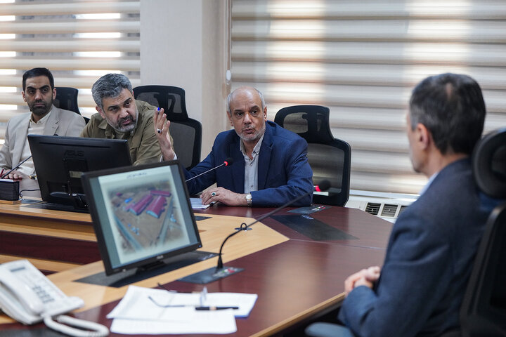 جلسه بررسی عملکرد سالانه گروه توسعه صنعت و معدن تدبیر