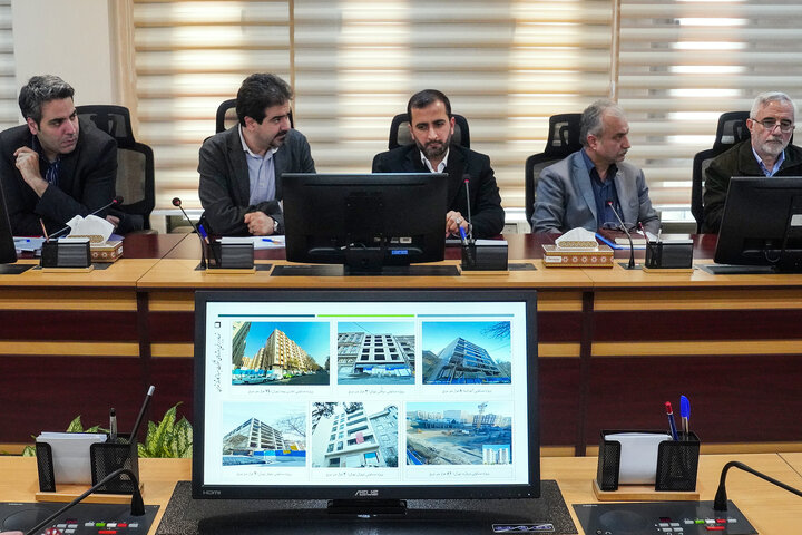 جلسه بررسی عملکرد سالانه گروه توسعه ساختمان تدبیر