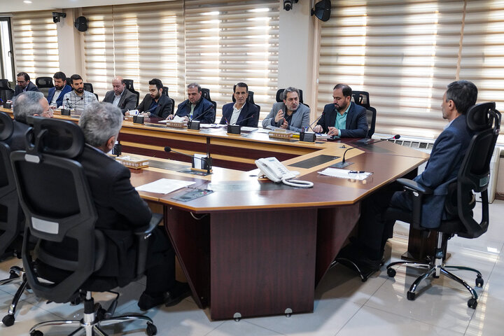 جلسه بررسی عملکرد سالانه اداره‌کل بازرسی و رسیدگی به شکایات ستاد اجرایی فرمان امام