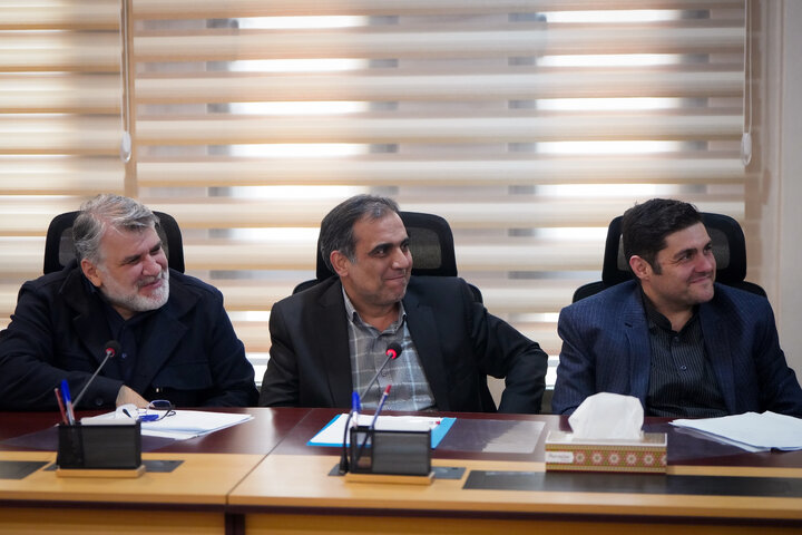 جلسه بررسی عملکرد سالانه معاونت حقوقی ستاد اجرایی فرمان امام