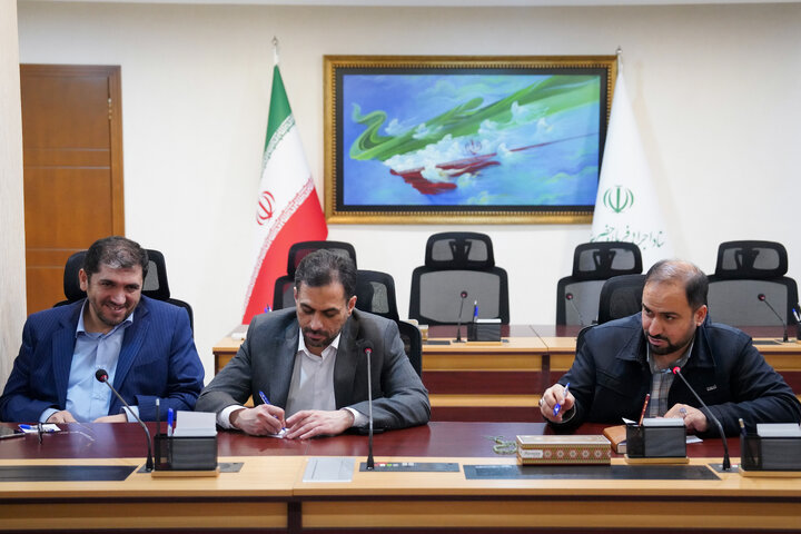 جلسه بررسی عملکرد سالانه معاونت حقوقی ستاد اجرایی فرمان امام