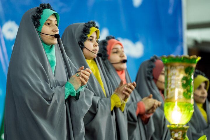 افطاری فتاح در جمع مددجویان آسایشگاه خیریه کهریزک