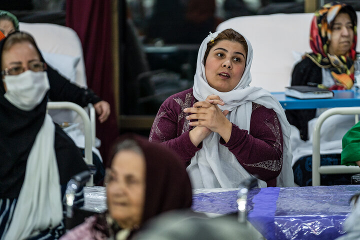 افطاری فتاح در جمع مددجویان آسایشگاه خیریه کهریزک