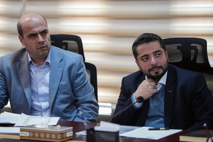 جلسه بررسی عملکرد سالانه معاونت مالی و اداری ستاد اجرایی فرمان امام