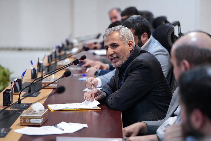 جلسه بررسی عملکرد سالانه معاونت مالی و اداری ستاد اجرایی فرمان امام