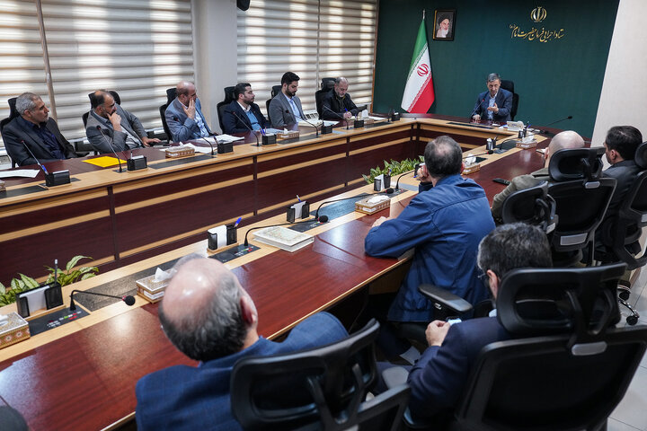 جلسه بررسی عملکرد سالانه معاونت مالی و اداری ستاد اجرایی فرمان امام