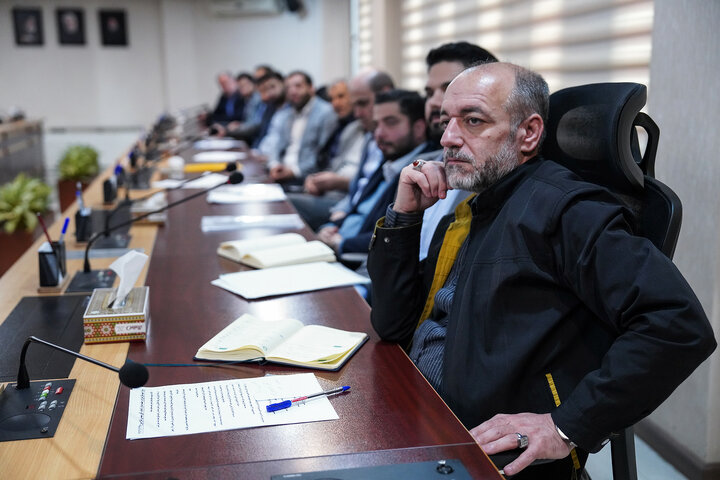 جلسه بررسی عملکرد سالانه معاونت مالی و اداری ستاد اجرایی فرمان امام