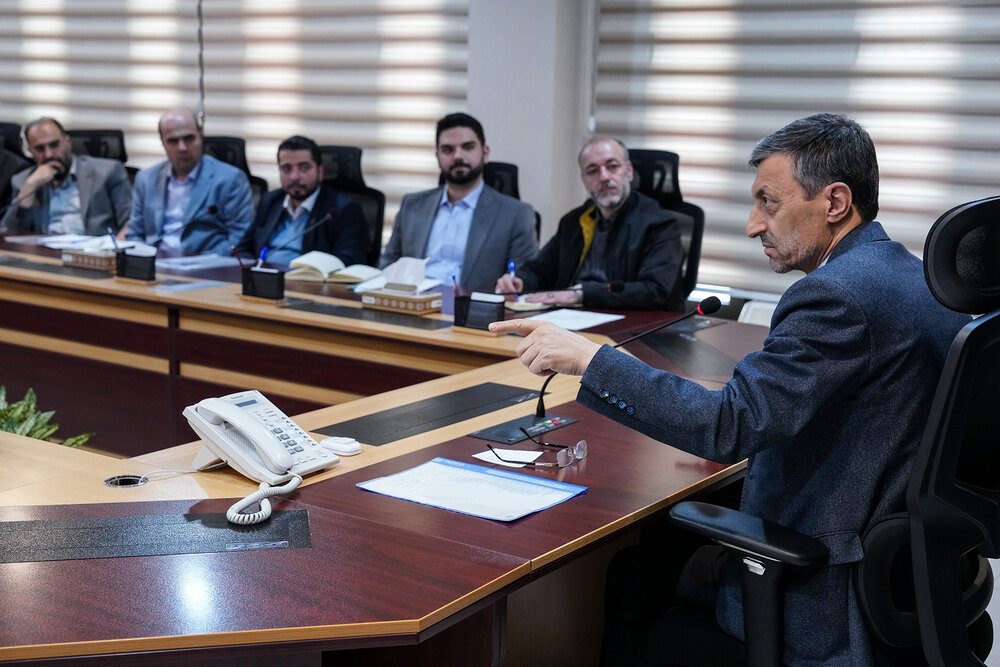 جلسه بررسی عملکرد سالانه معاونت مالی و اداری ستاد اجرایی فرمان امام