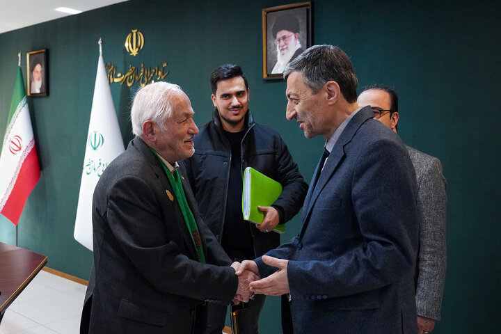 نشست مشترک رئیس ستاد اجرایی فرمان امام و رئیس هیات امنای ستاد دیه کشور