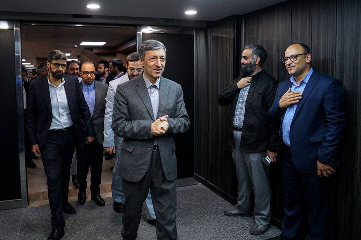 دیدار نوروزی رئیس ستاد اجرایی فرمان امام با همکاران