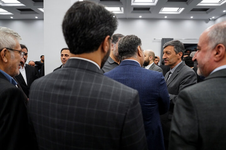 دیدار نوروزی رئیس ستاد اجرایی فرمان امام با همکاران