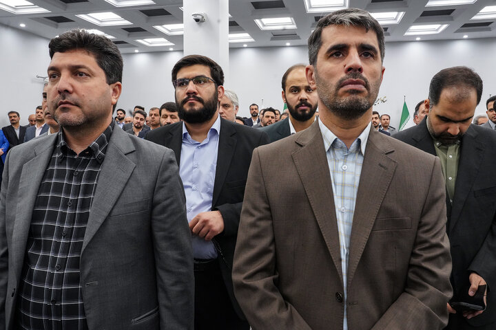 دیدار نوروزی رئیس ستاد اجرایی فرمان امام با همکاران