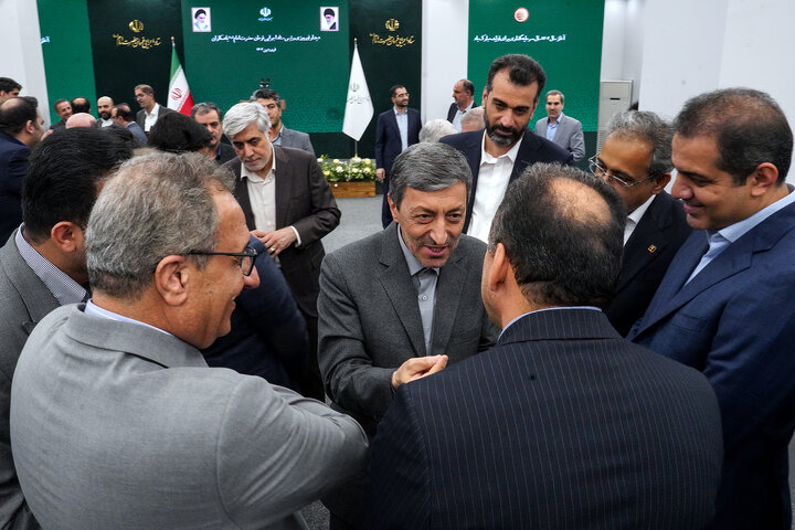 دیدار نوروزی رئیس ستاد اجرایی فرمان امام با همکاران