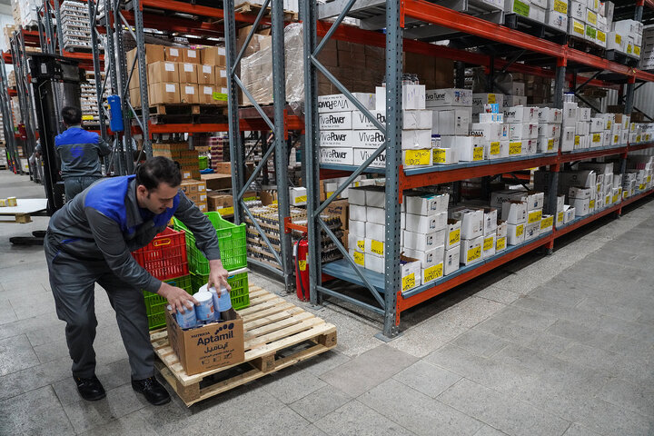 بازدید رئیس ستاد اجرایی فرمان امام از شرکت پخش البرز