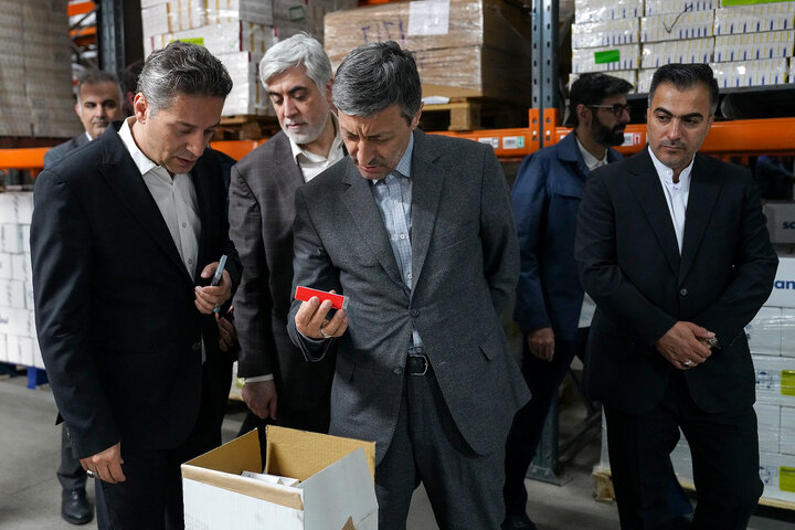 بازدید رئیس ستاد اجرایی فرمان امام از شرکت پخش البرز