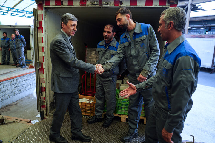 بازدید رئیس ستاد اجرایی فرمان امام از شرکت پخش البرز