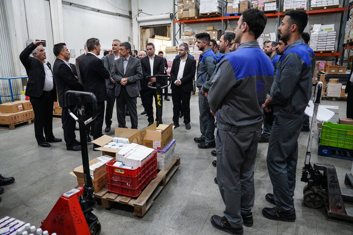 بازدید رئیس ستاد اجرایی فرمان امام از شرکت پخش البرز