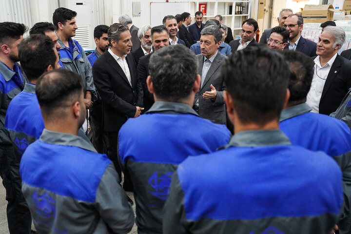 بازدید رئیس ستاد اجرایی فرمان امام از شرکت پخش البرز