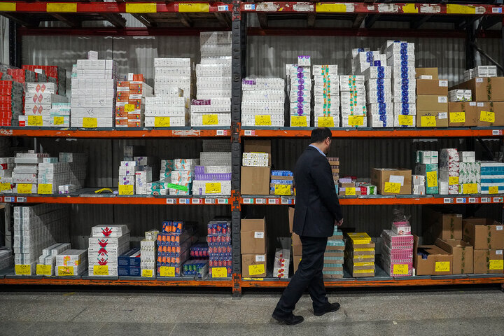 بازدید رئیس ستاد اجرایی فرمان امام از شرکت پخش البرز