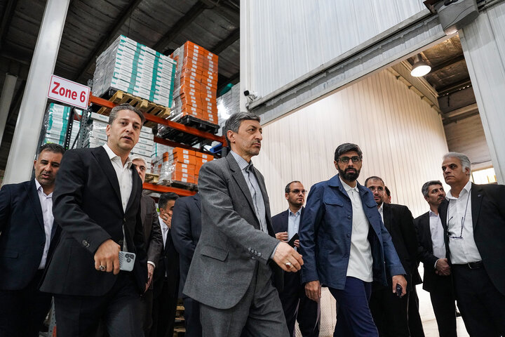 بازدید رئیس ستاد اجرایی فرمان امام از شرکت پخش البرز