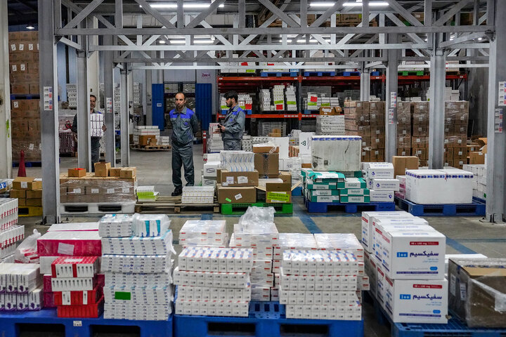 بازدید رئیس ستاد اجرایی فرمان امام از شرکت پخش البرز