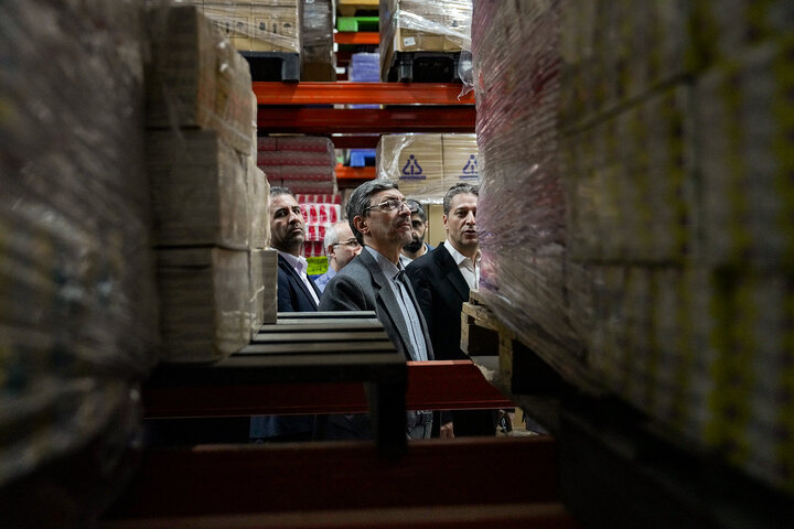 بازدید رئیس ستاد اجرایی فرمان امام از شرکت پخش البرز