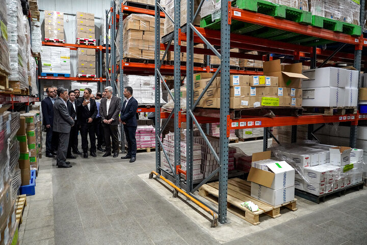 بازدید رئیس ستاد اجرایی فرمان امام از شرکت پخش البرز