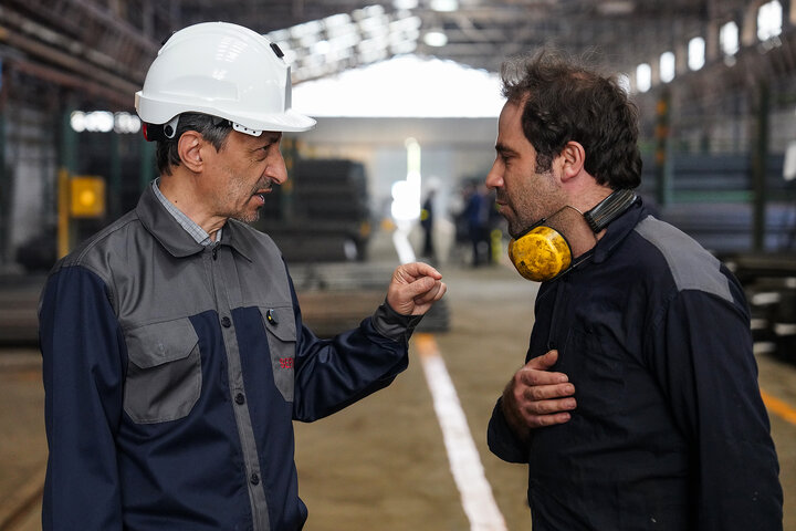 بازدید رئیس ستاد اجرایی فرمان امام از کارخانه لوله و پروفیل سپنتا