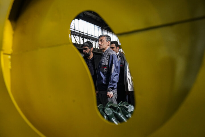 بازدید رئیس ستاد اجرایی فرمان امام از کارخانه لوله و پروفیل سپنتا