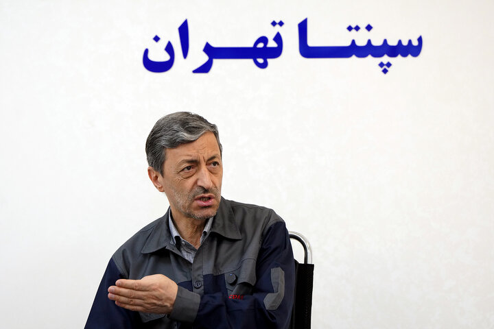بازدید رئیس ستاد اجرایی فرمان امام از کارخانه لوله و پروفیل سپنتا