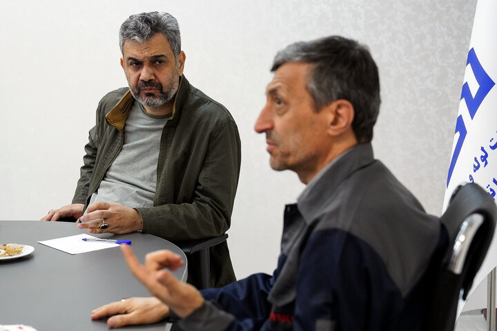 بازدید رئیس ستاد اجرایی فرمان امام از کارخانه لوله و پروفیل سپنتا