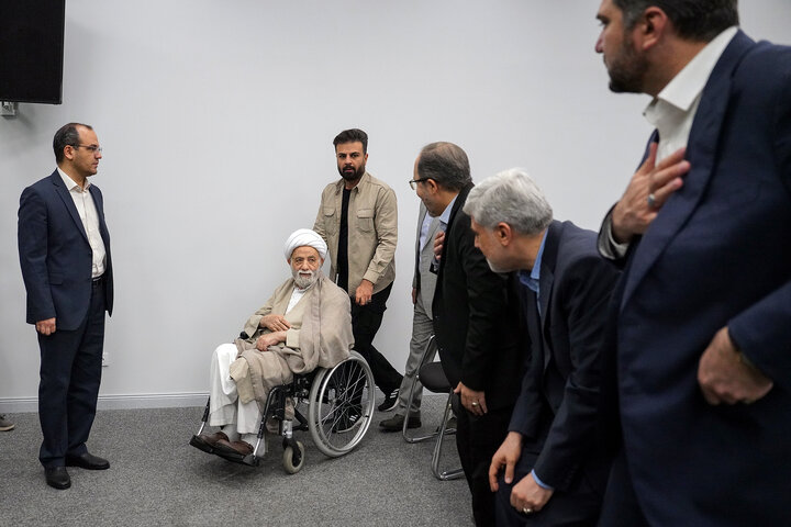 نشست سراسری مدیران ستاد اجرایی فرمان امام