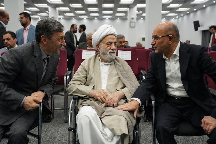 نشست سراسری مدیران ستاد اجرایی فرمان امام