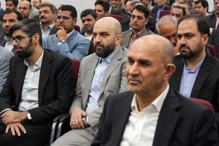 نشست سراسری مدیران ستاد اجرایی فرمان امام