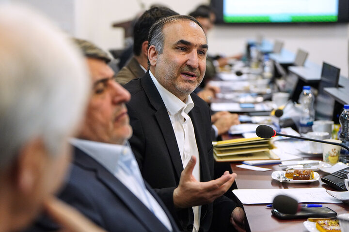 بررسی مسائل گروه توسعه انرژی تدبیر با حضور رئیس ستاد اجرایی فرمان امام