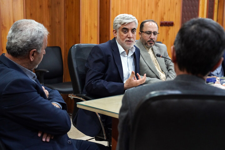 بازدید رئیس ستاد اجرایی فرمان امام از پژوهشگاه رویان